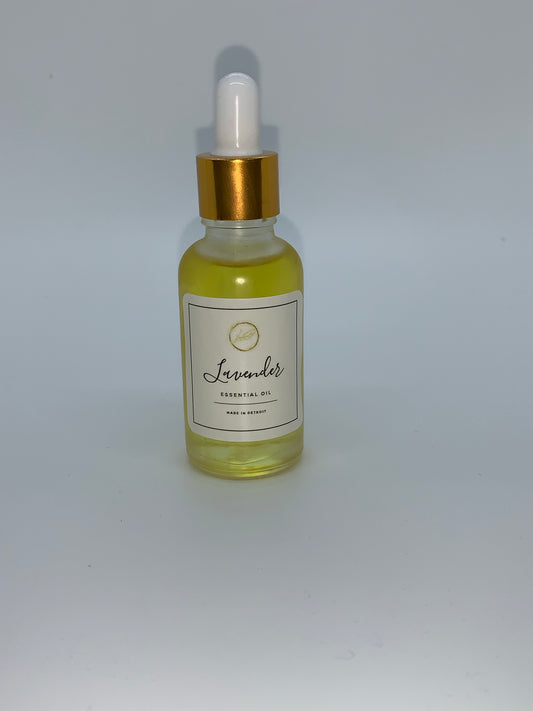 LUCKYS ESSENTIAL OIL